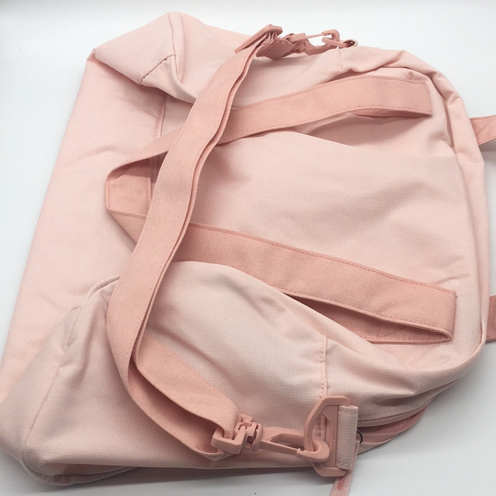 Nike Jym Club Training Duffle Bag  30L pink/gold - Picture 8 of 8